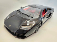 Lamborghini Countach LPI 800-4 Black Metallic 1:18 Diecast BNIB