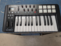 M-AUDIO Oxygen25 MIDI Controller