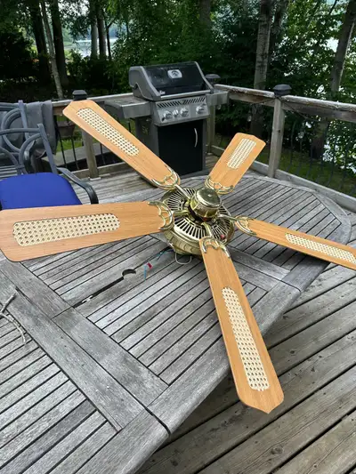 GRATUIT Ventilateur de plafond , View more