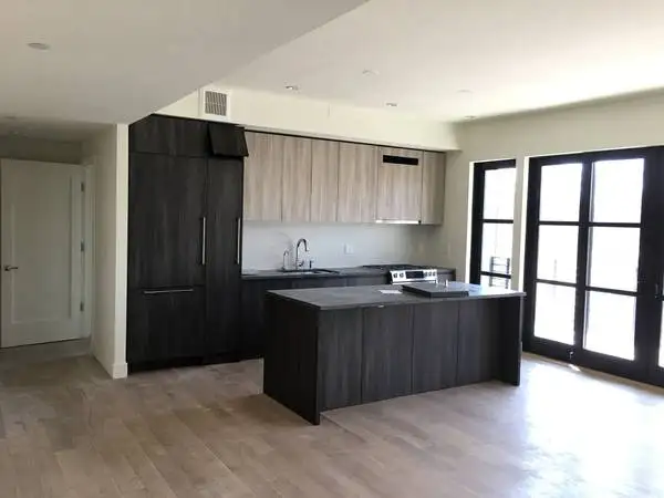 ☎️647-875-8201 Get Quality Painting Services Bedroom from $85 in Painters & Painting in Hamilton - Image 7