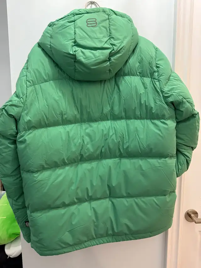 Aritzia - The Super Puff Men64871933127298123