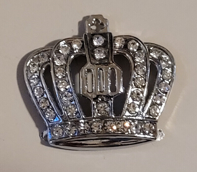 Vintage Crown Pin Accented with Crystal Clear Rhinestones in Arts & Collectibles in Oshawa / Durham Region - Image 3