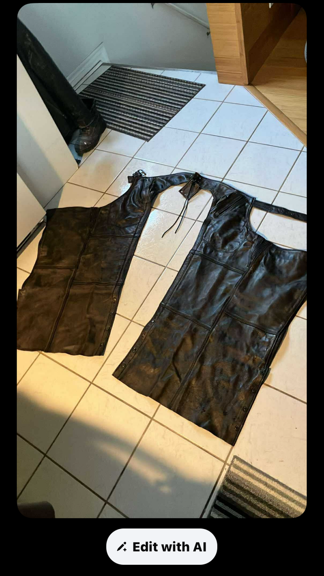 Men’s large motorcycle chaps in Other in Ottawa - Image 2