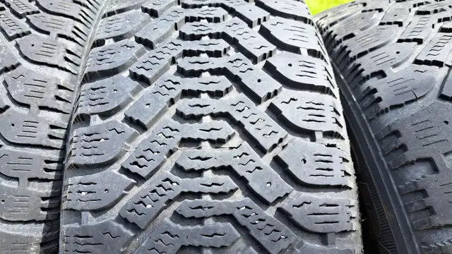 Roue / Jante 16 pouces avec pneus hiver Good Year Nordic in Tires & Rims in Longueuil / South Shore - Image 6