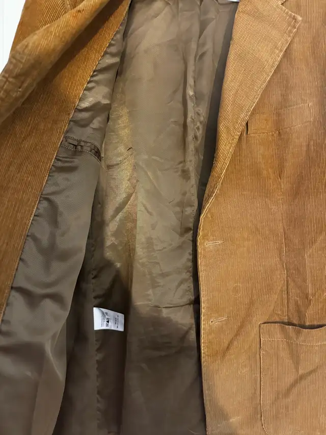 Eddie Bauer Corduroy Blazer in Men's in City of Toronto - Image 5