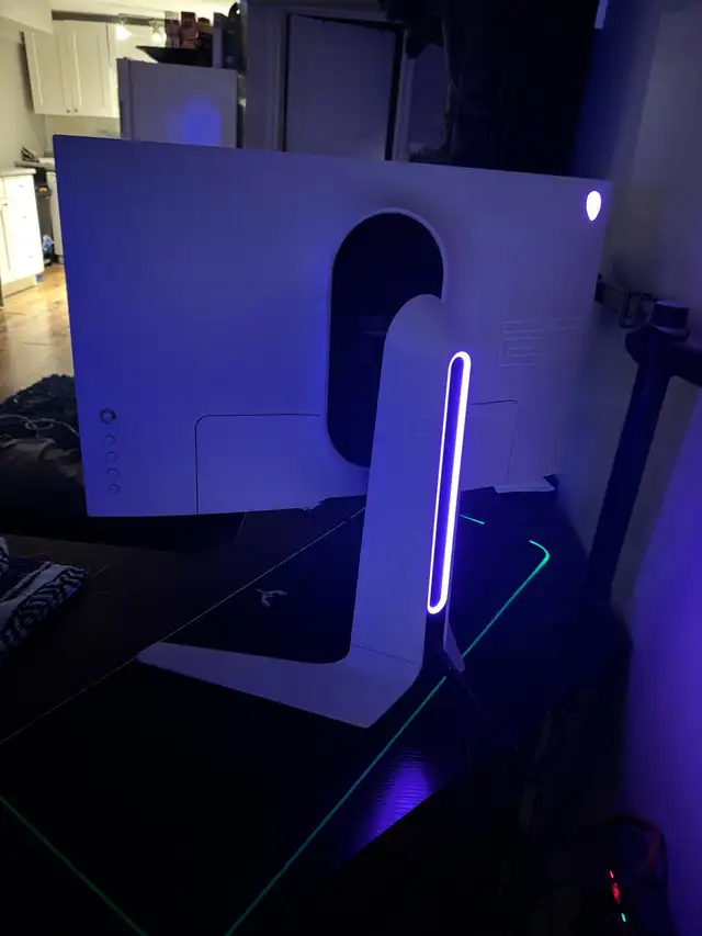 Alienware 27 inch Monitor62863263107074121