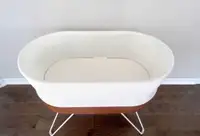 Snoo smart bassinet