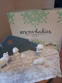 Snowbabies Babies in Bethlehem 