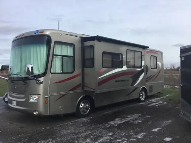 2008 Holiday Rambler Vacationer XL. Diesel pusher.only 32000 kms in RVs & Motorhomes in St. Catharines - Image 9