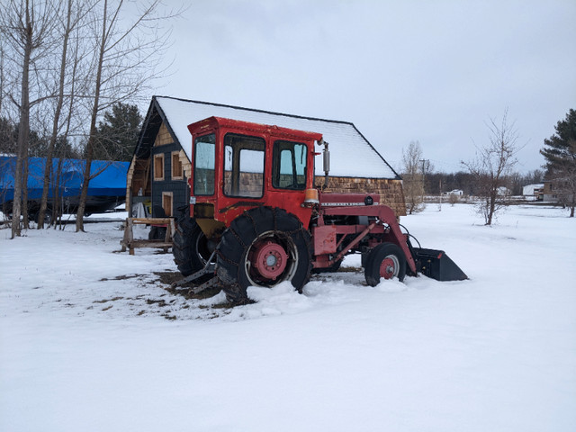 Massey Fergusson 165 Année 1972 in Farming Equipment in Gatineau - Image 4