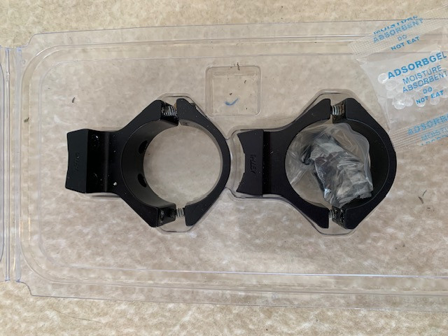 Montures X-Lock Browning pour télescope lunette de tir dans Pêche, camping et plein Air  à Sherbrooke