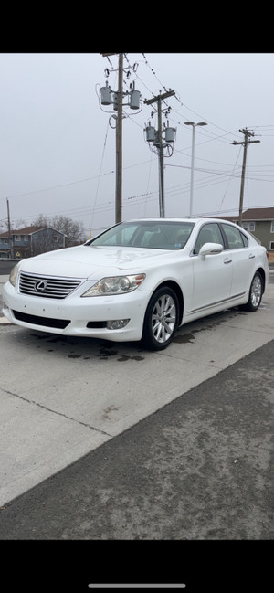 2012 Lexus LS