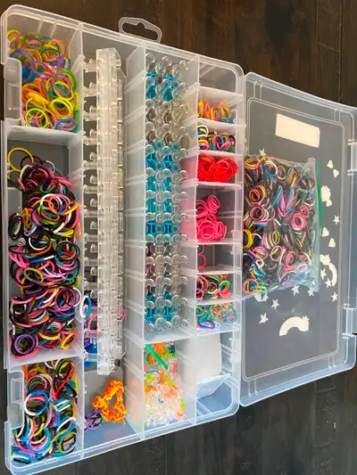 Rainbow loom set with case, View more