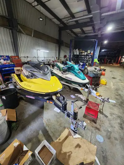 2 seadoos for sale 04 RXP 215HP 4 STROKE 1998 GTI 2 STROKE Both machines run good and in good condit...