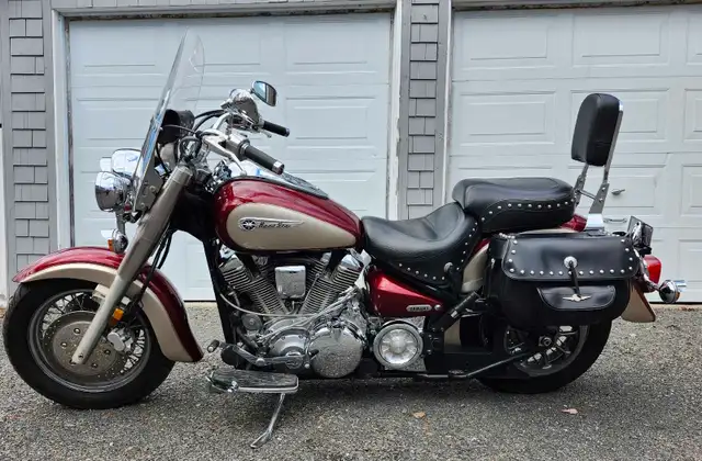 2002 Yamaha RoadStar in Street, Cruisers & Choppers in Fredericton - Image 2