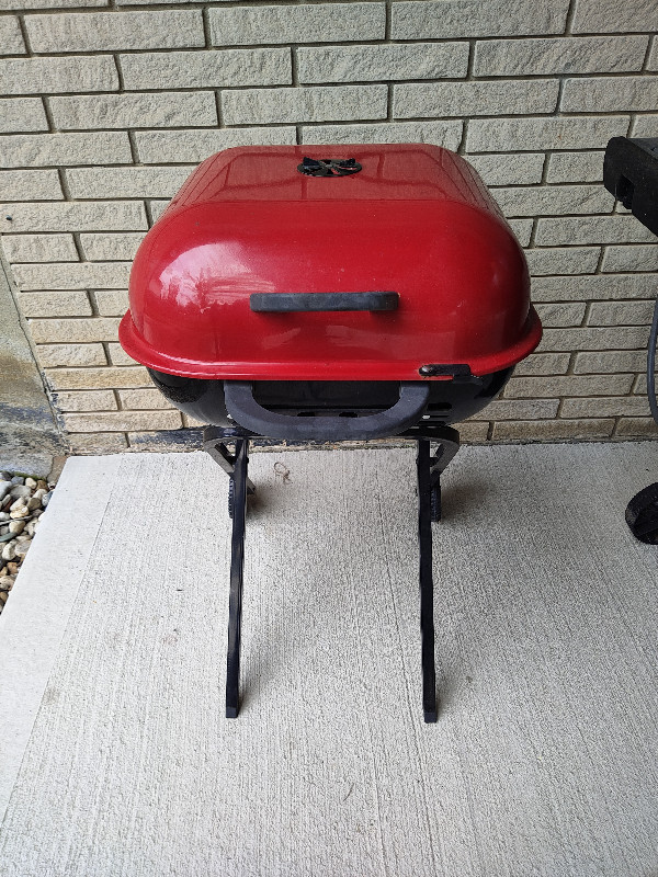 Portable Charcoal BBQ + Chimney in BBQs & Outdoor Cooking in Guelph