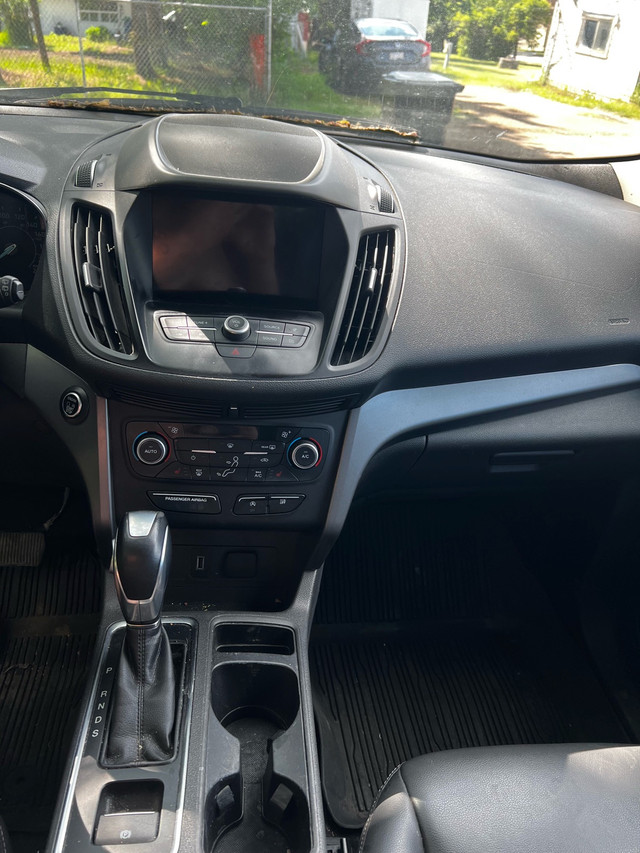 2019 Ford Escape mechanic special in Cars & Trucks in Edmonton - Image 3