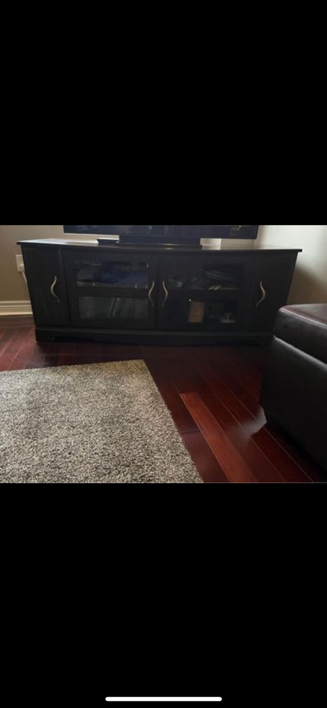 Tv bench  in TV Tables & Entertainment Units in Kitchener / Waterloo - Image 3