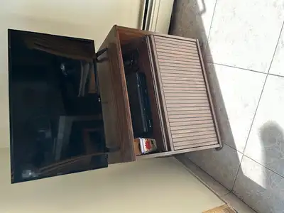 Television plat LG - 32'', View more