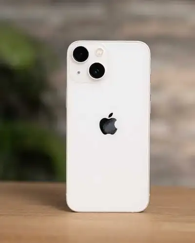 iphone 13 À vendre/for sale, View more