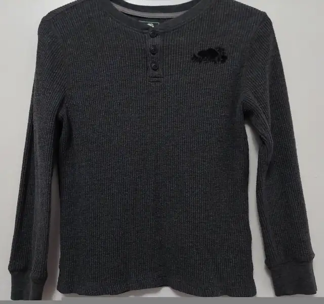 ROOTS and TOMMY HILFIGER Long Sleeves (Boys) in Kids & Youth in Oshawa / Durham Region - Image 4