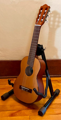 Yamaha Guitalele GL-1 with new strings