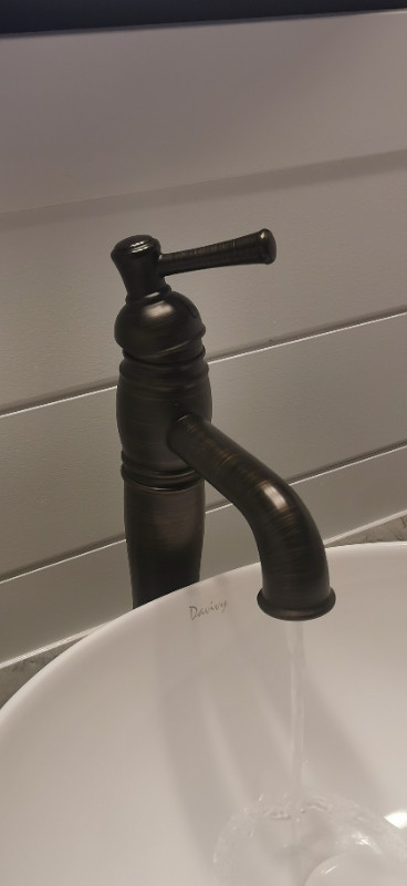 Faucet single hole in Plumbing, Sinks, Toilets & Showers in Dartmouth - Image 3