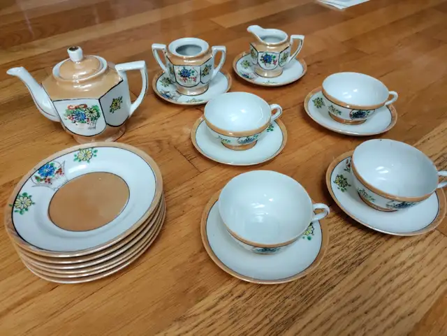 20 PC Tea Pot set for sale. in Other in Calgary - Image 2