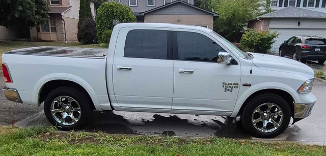 ☆Certified☆2017 Dodge ram 1500 Laramie in Cars & Trucks in Oshawa / Durham Region - Image 2