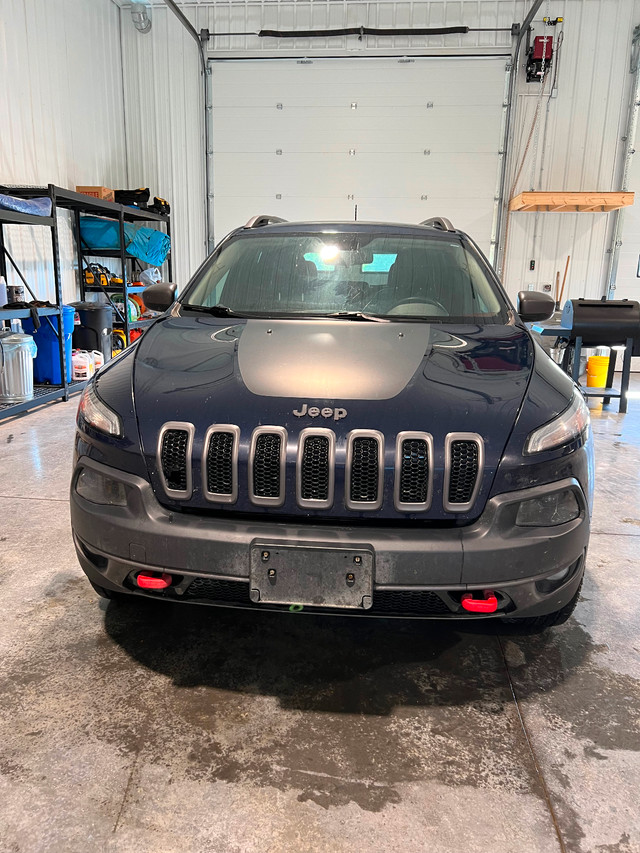 2016 Jeep Cherokee Trailhawk in Cars & Trucks in Edmonton - Image 2