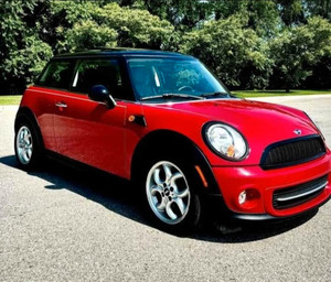2013 MINI Cooper -