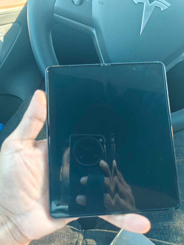 Samsung Galaxy fold 4 256gb in Cell Phones in City of Toronto - Image 2