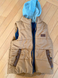 Veste sans manche Blumind (Aubainerie) 4 ans, avec capuchon