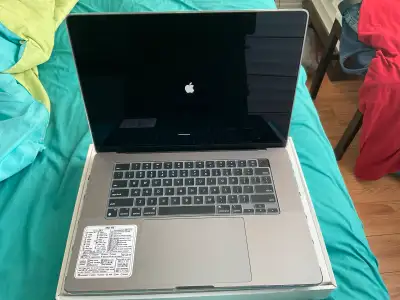 Macbook Pro M1 16” 16GB 512GB - Like New / Comme Neuf, View more