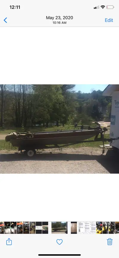 Selling my 12’ 1995 Lund Jon boat package Boat is a 1995 (rated for a 9.9 hp outboard). No leaks, ha...