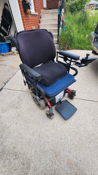 Electronic wheelchair 