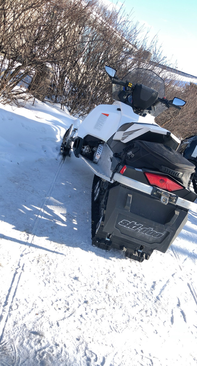 Skidoo GSX in Snowmobiles in Winnipeg - Image 2