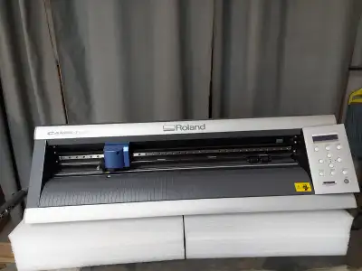 Découpeuse Roland, View more