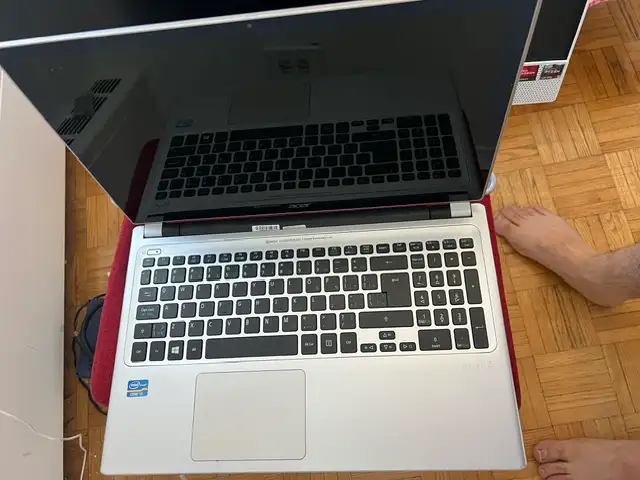 ACER ASPIRE V5 INTEL I3 500GB HARD DRIVE SCREEN CRACKED WORKS in Laptops in City of Montréal - Image 3
