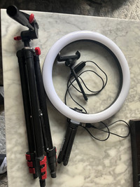 Ring light with stand