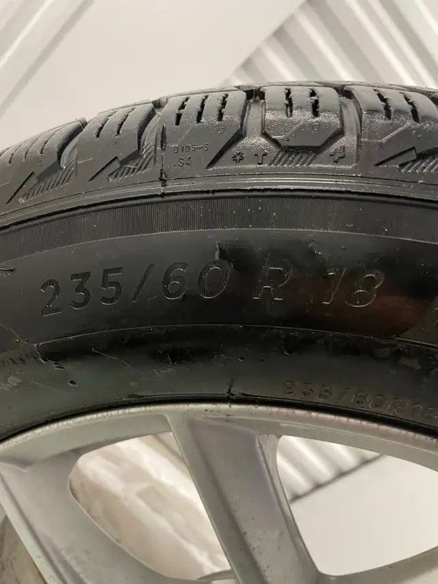 Volvo XC60 Winter Tire Set – 18" Alloys + Michelin X-Ice Tires in Tires & Rims in City of Toronto - Image 8