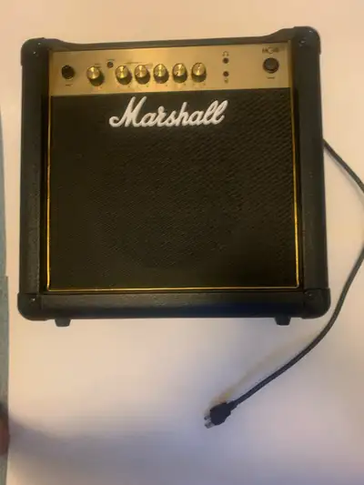 Send offer * 15 Watts * Two Channels (Clean and Overdrive) * 3-band EQ (Bass, Middle, Treble) * Head...