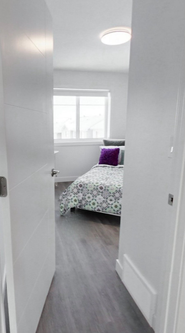 Room for rent in Chappelle, SW. in Short Term Rentals in Edmonton - Image 3