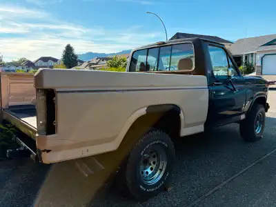 FOR SALE: 1985 Ford F-150 4x4 Lariat – Rebuilt 351W – Project Truck with Tons of New Parts Looking f...