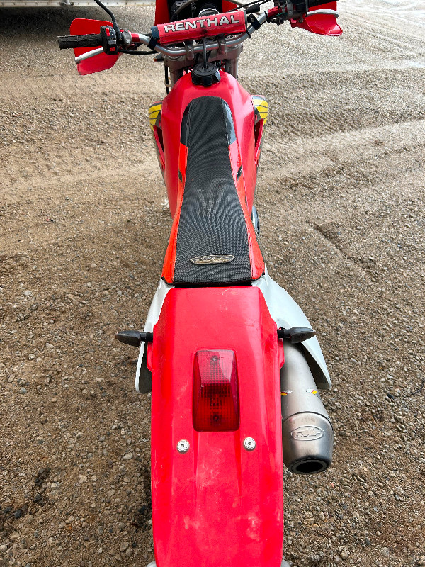 2000 Honda XR 650 R in Dirt Bikes & Motocross in Muskoka - Image 2