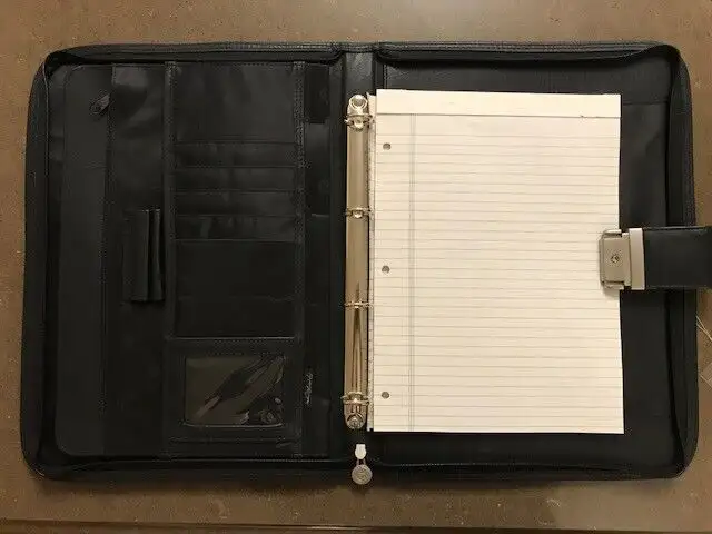 REDUCED - Nelson Classic Black Zippered Binder/Portfolio w/Lock in Other Business & Industrial in Barrie - Image 3
