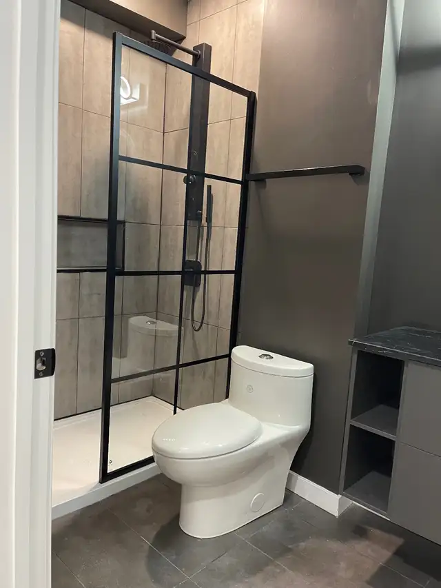 Handyman64700581962498124