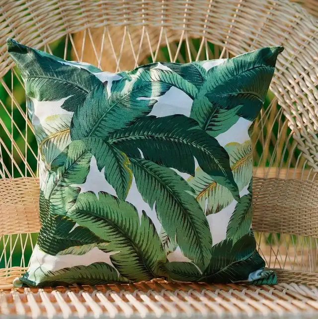 throw pillows 466871157303562240