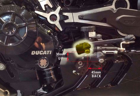 Ducati X-Diavel Footpeg Slide Kit in Motorcycle Parts & Accessories in City of Toronto - Image 4