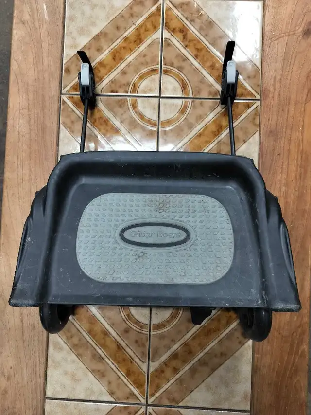 glider board for child behind stroller in Strollers, Carriers & Car Seats in St. Catharines - Image 2